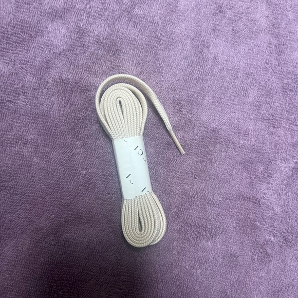 Gucci Beige Shoelaces - Picture 4 of 4